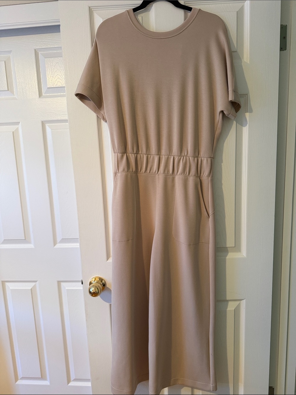 SPANX Air Essential  Wide-Leg Jumpsuit with Elastic Waist - Picture 4 of 9